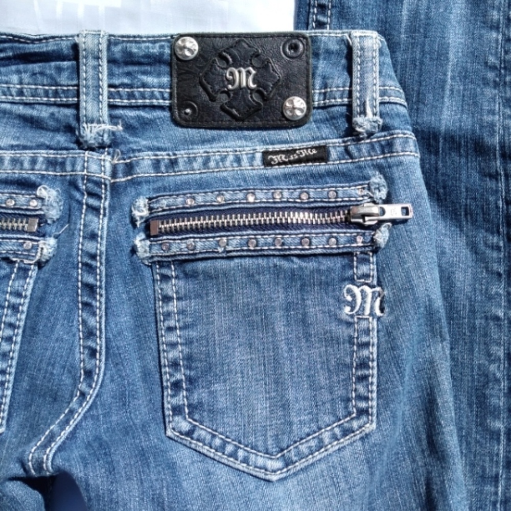 Miss Me Skinny Jeans 26 Medium Wash So Sexy!
